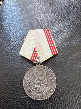 Soviet Medal Veteran Of Labour Medal 1974